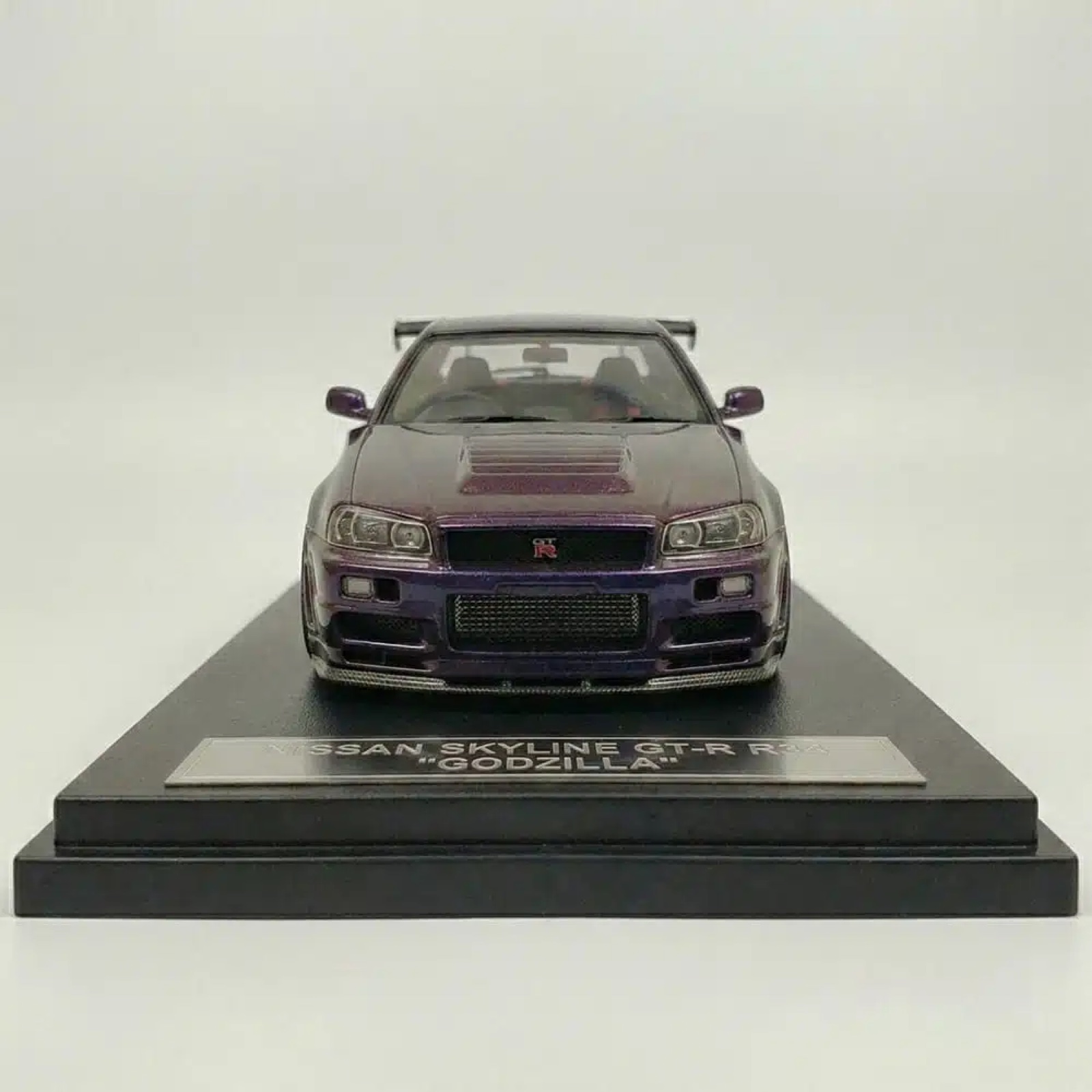 The R34 model head on, with its engraved plinth